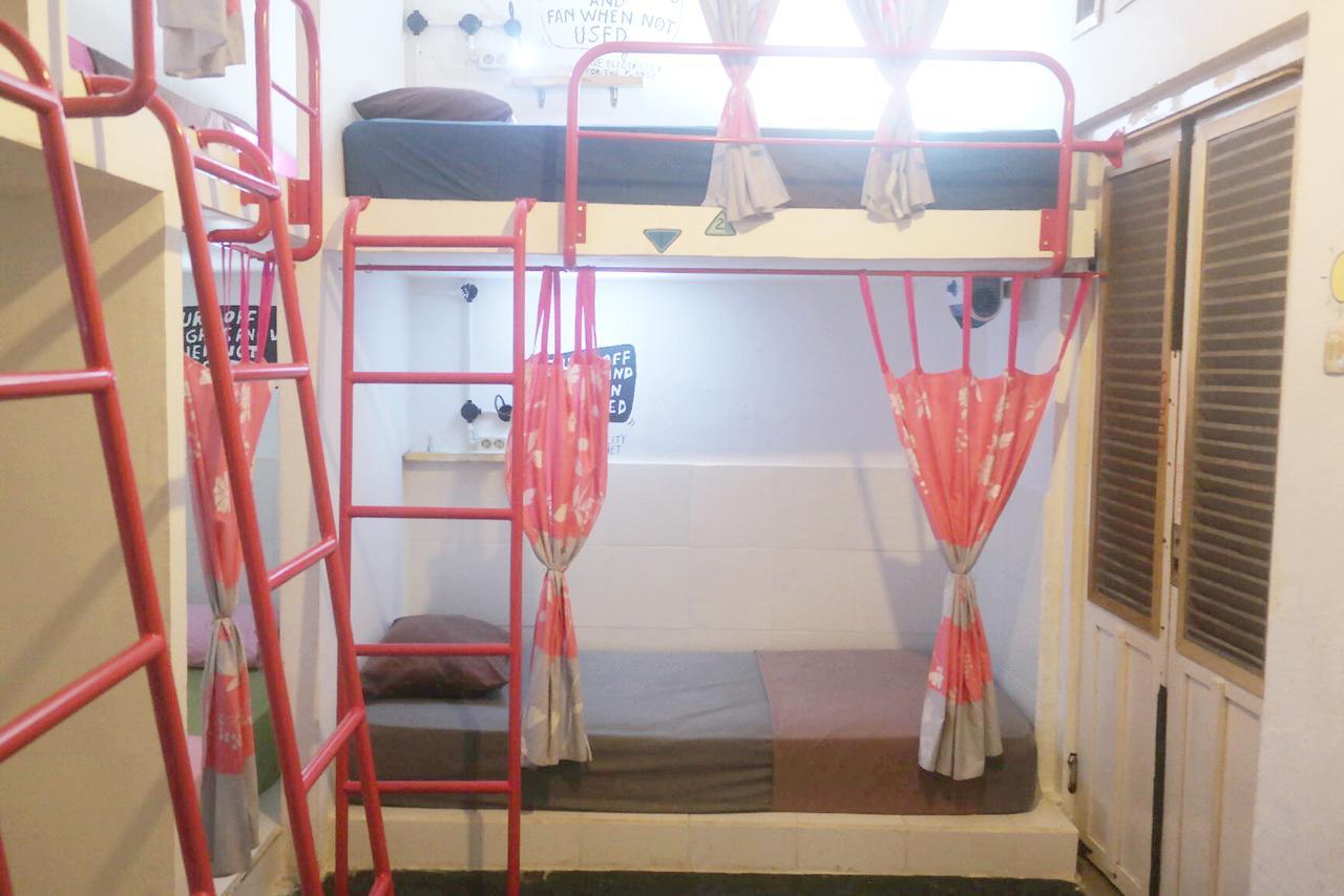 Abrakadabra! Artbnb Yogyakarta Kültér fotó