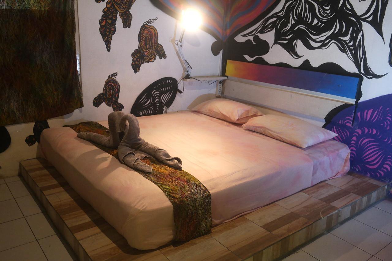 Abrakadabra! Artbnb Yogyakarta Kültér fotó