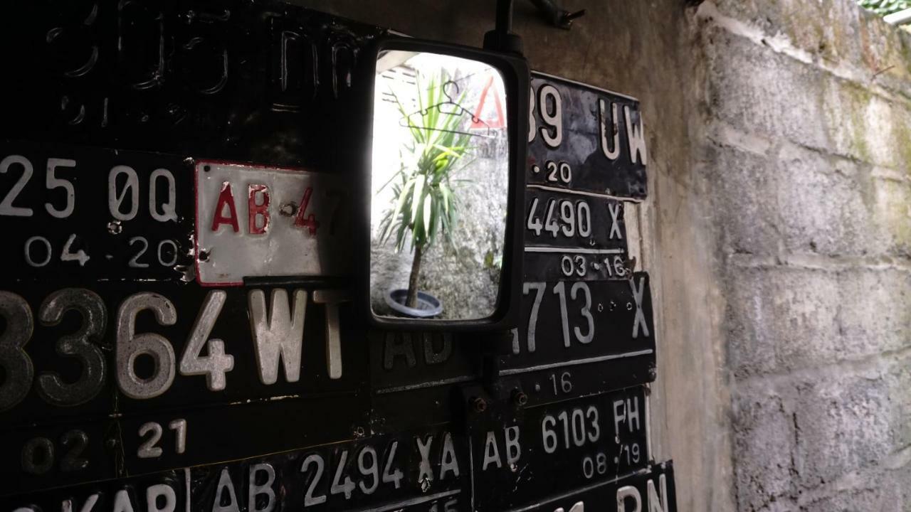 Abrakadabra! Artbnb Yogyakarta Kültér fotó