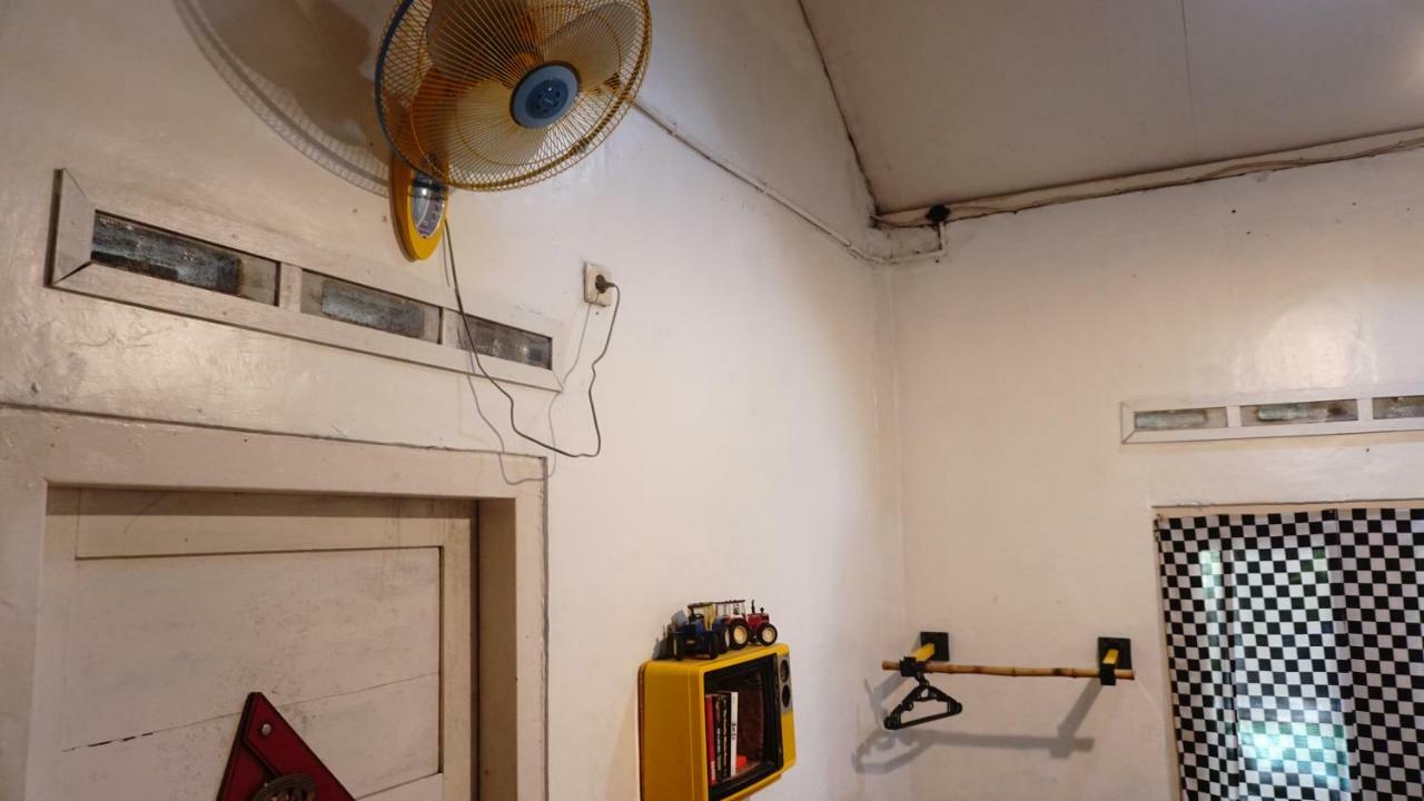 Abrakadabra! Artbnb Yogyakarta Kültér fotó