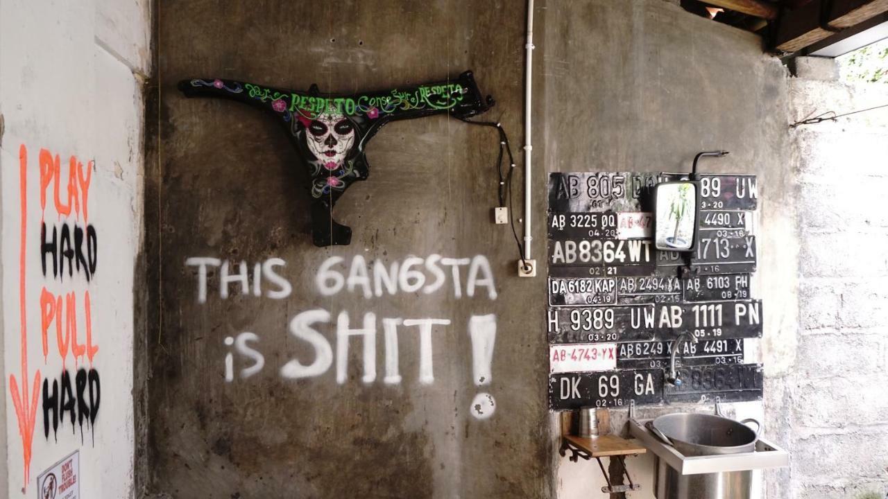 Abrakadabra! Artbnb Yogyakarta Kültér fotó